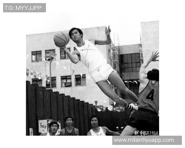 狄龙回忆奥特忙碌工作生活每晚常在办公室熬夜到八九点 狄龙回忆奥特忙碌工作生活每晚常在办公室熬夜到八九点