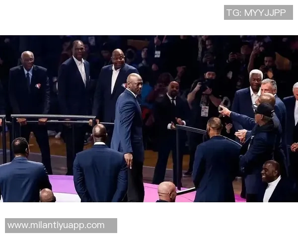 乔丹与詹姆斯谁才是真正的GOAT韦德在偶像与好友之间的尴尬选择