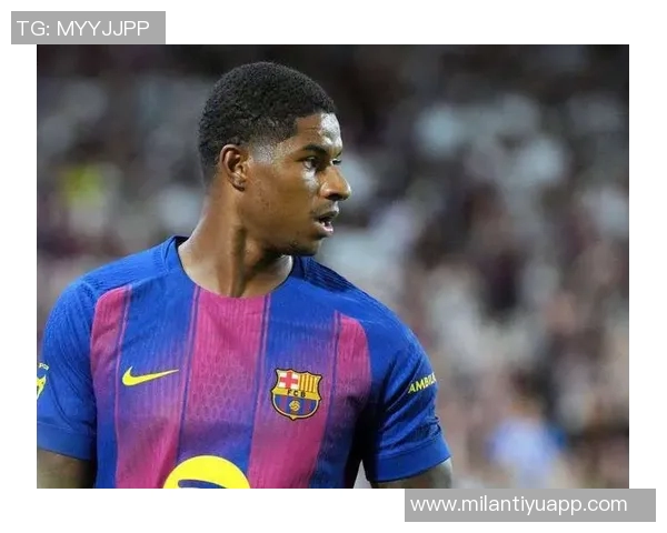 巴萨与切尔西交锋海报展示球员乘坐伦敦地铁拉什福德与库库同框亮相 巴萨与切尔西交锋海报展示球员乘坐伦敦地铁拉什福德与库库同框亮相