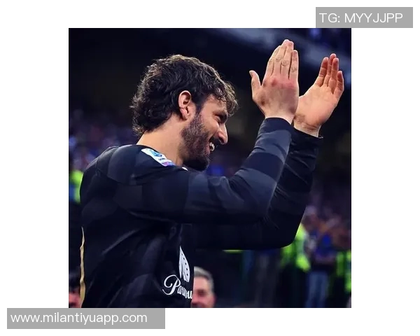 国米官方宣布迪詹纳罗右手腕骨折即将接受手术治疗