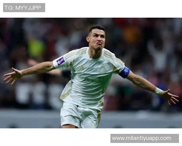 沙特有意明夏引进B费C罗曾与其联系传递信号