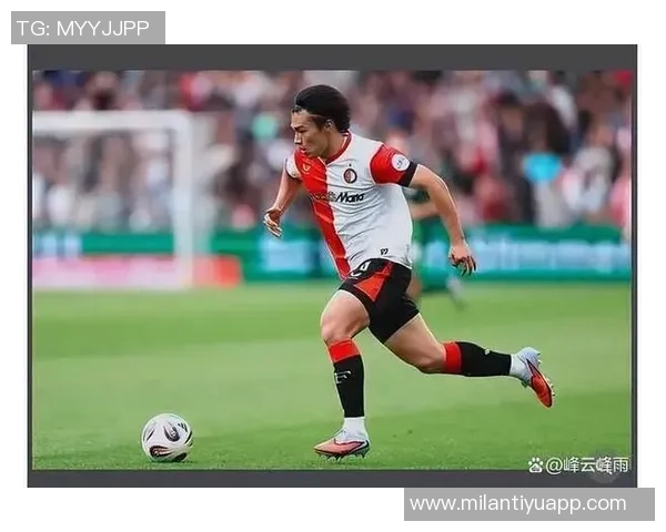 上田绮世状态火热半场梅开二度助力球队领跑荷甲射手榜