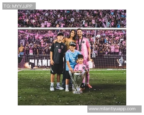 梅西助力迈阿密夺冠生涯第47冠两位巨星宣布退役引发热议